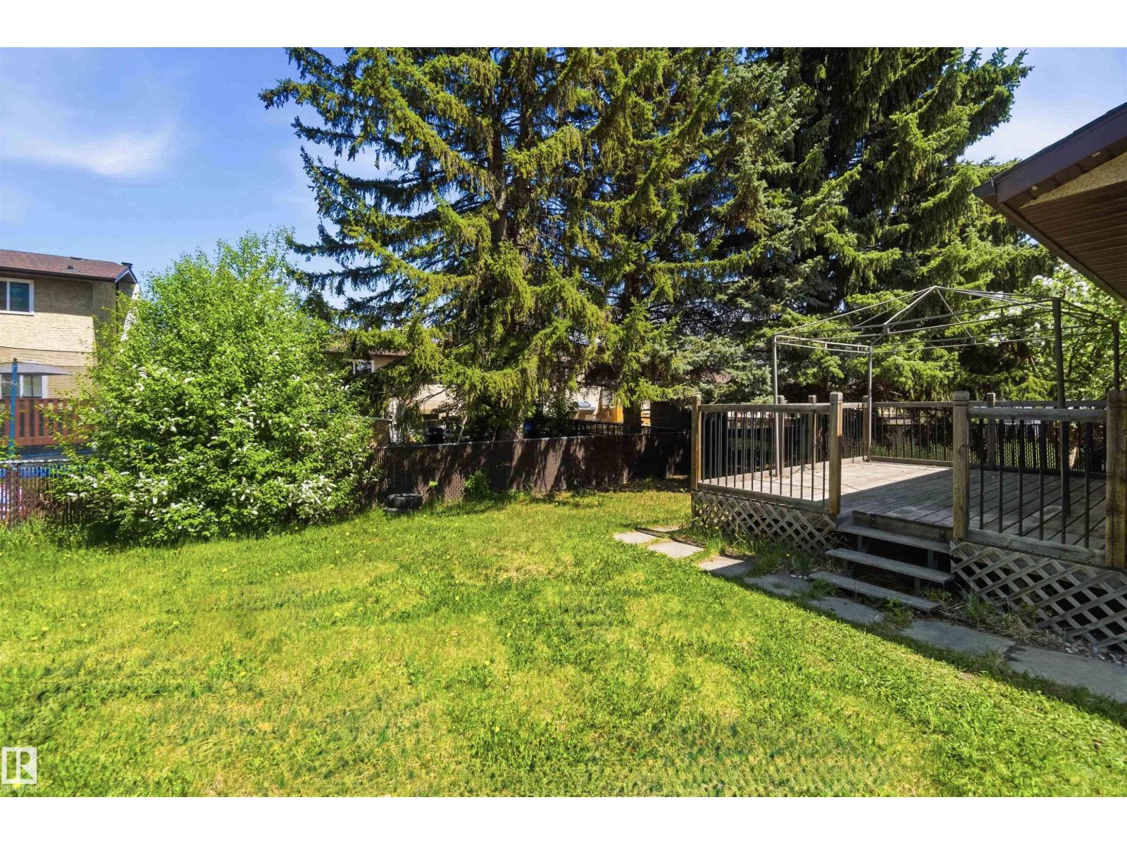 10828 173 AV NW - 64