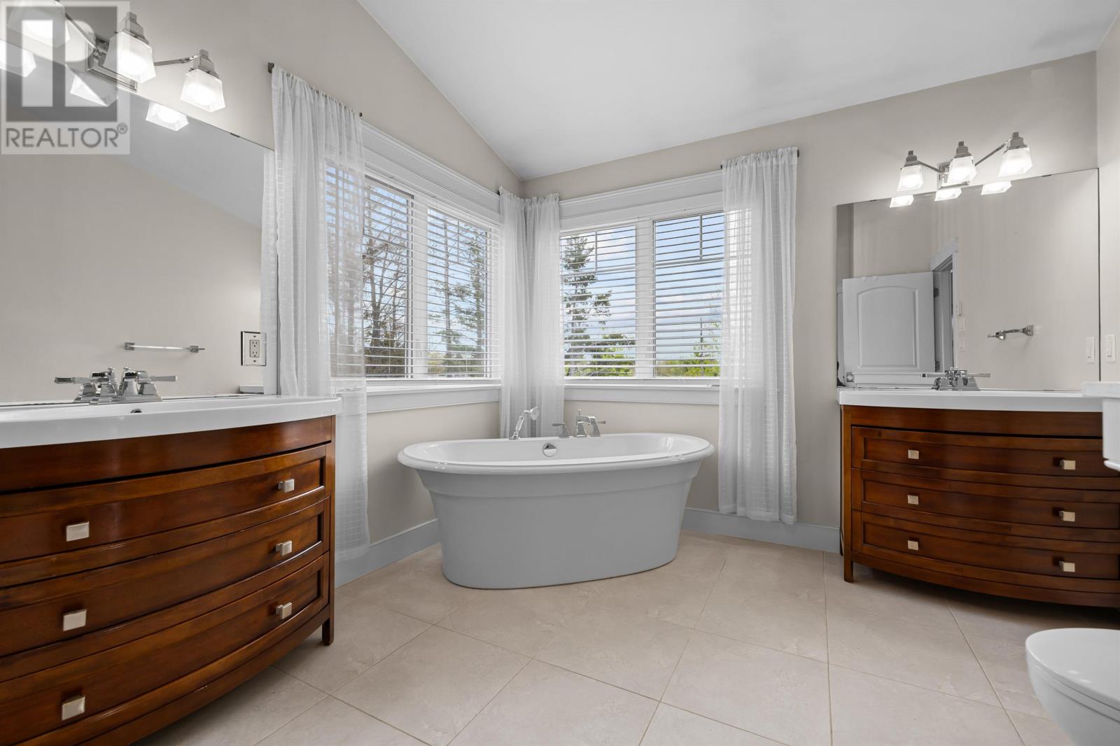 79 KEPPOCH Road - 33