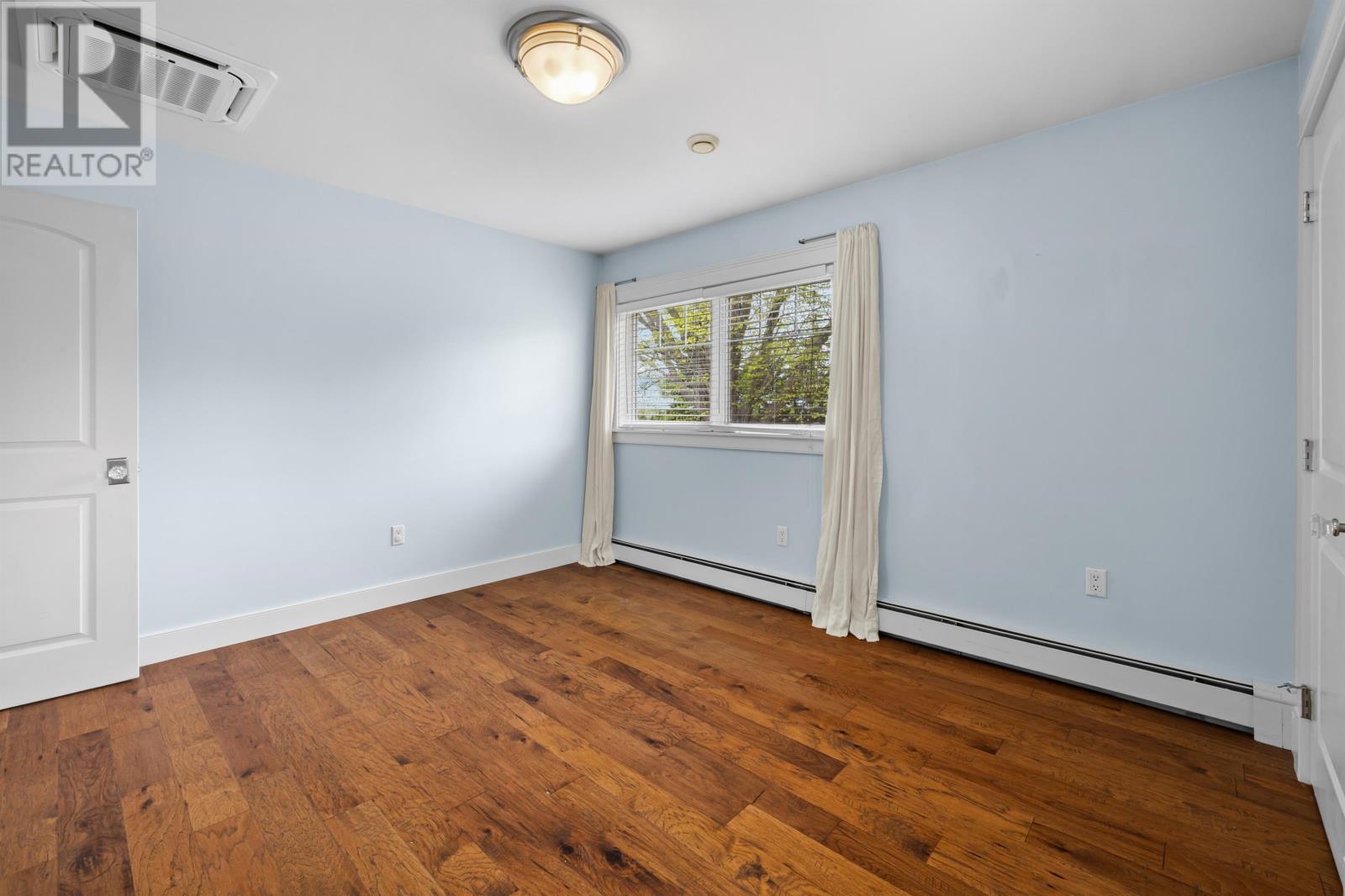 79 KEPPOCH Road - 26