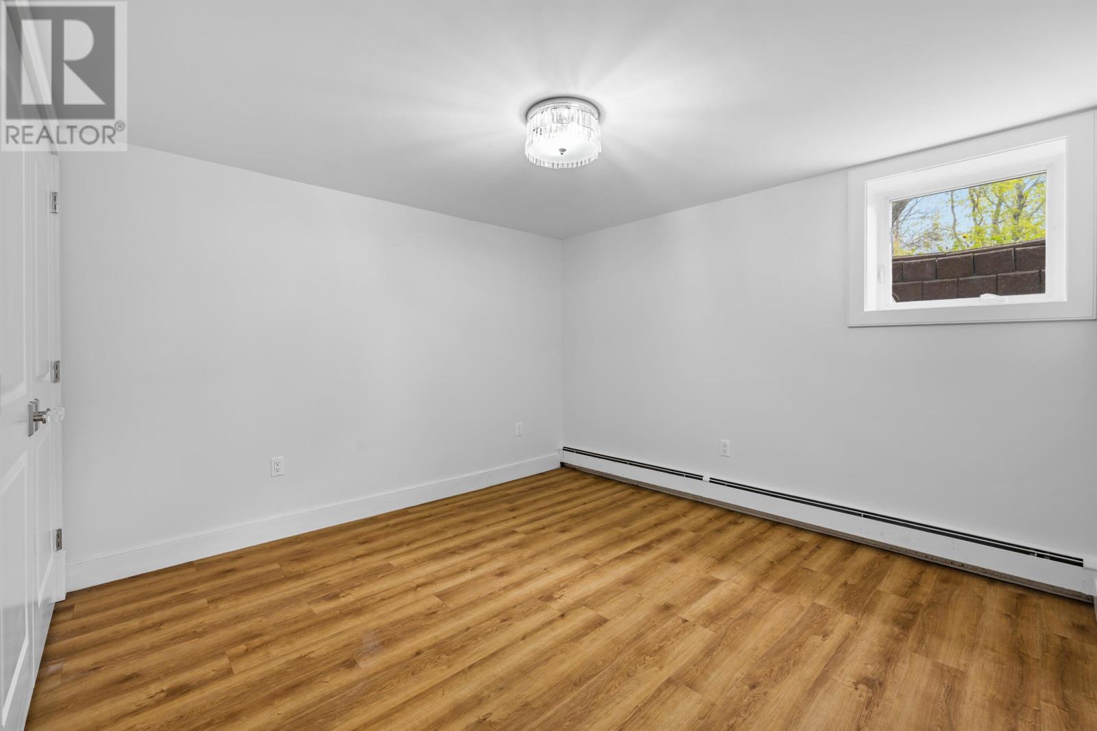 79 KEPPOCH Road - 38