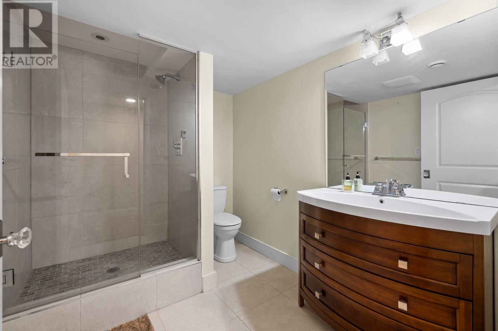 79 KEPPOCH Road - 39