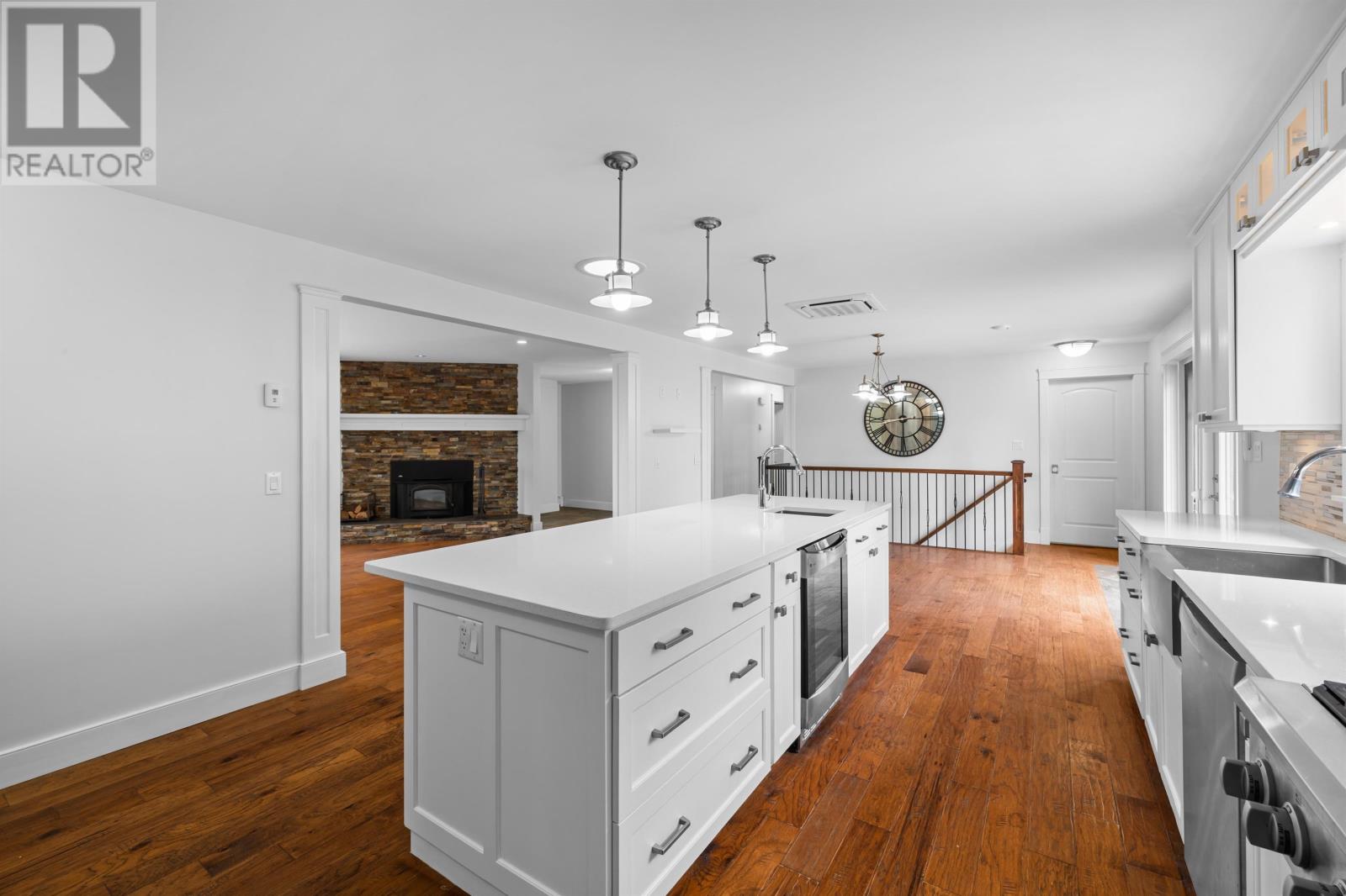 79 KEPPOCH Road - 17