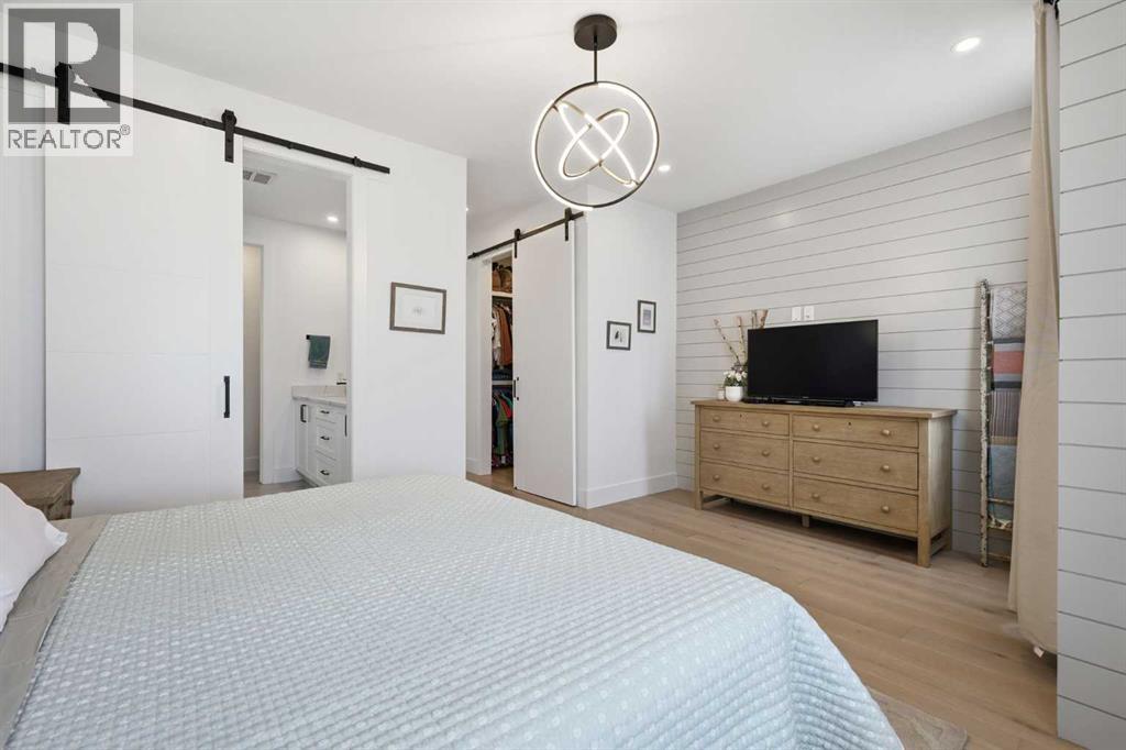 2025 26 Street SW - 31