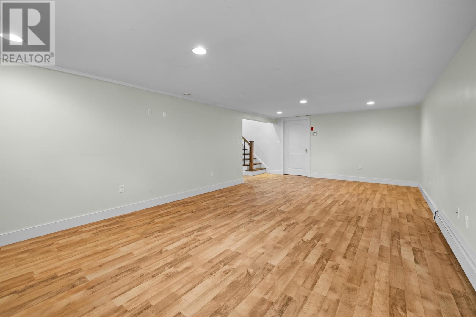 79 KEPPOCH Road - 37