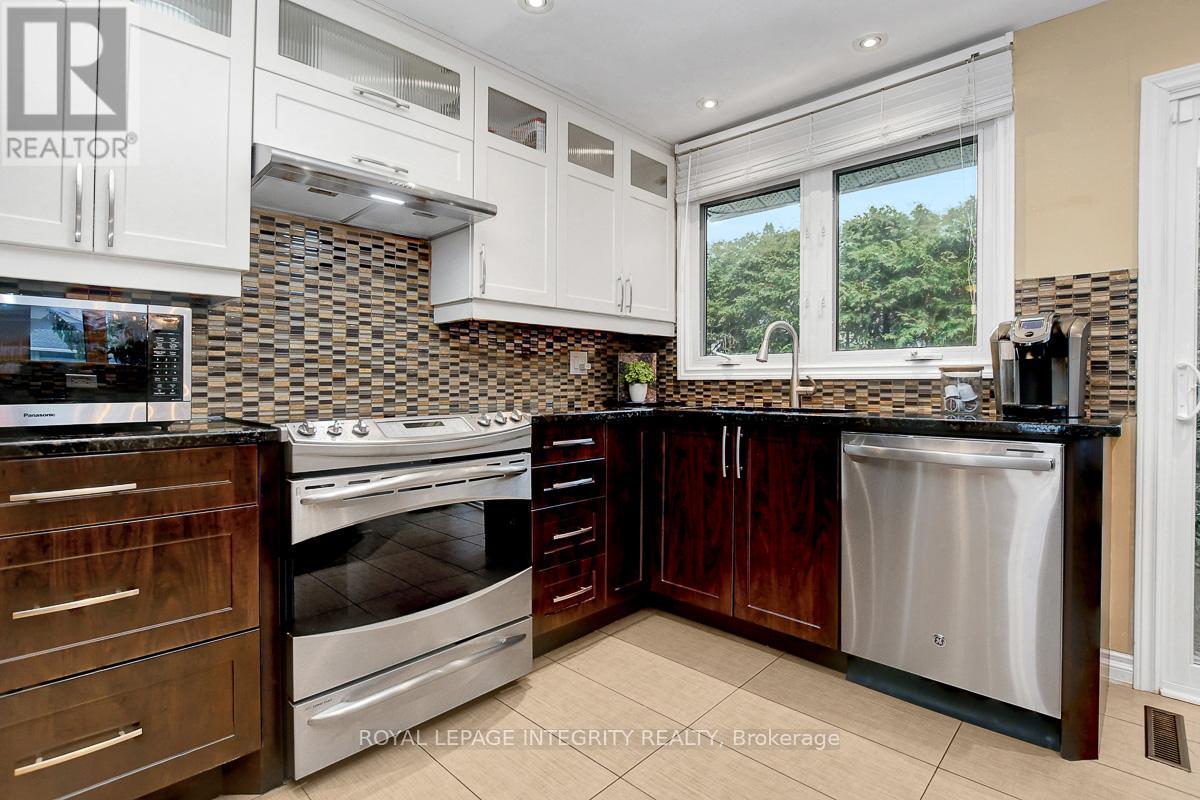27 BIRCHVIEW ROAD - 16