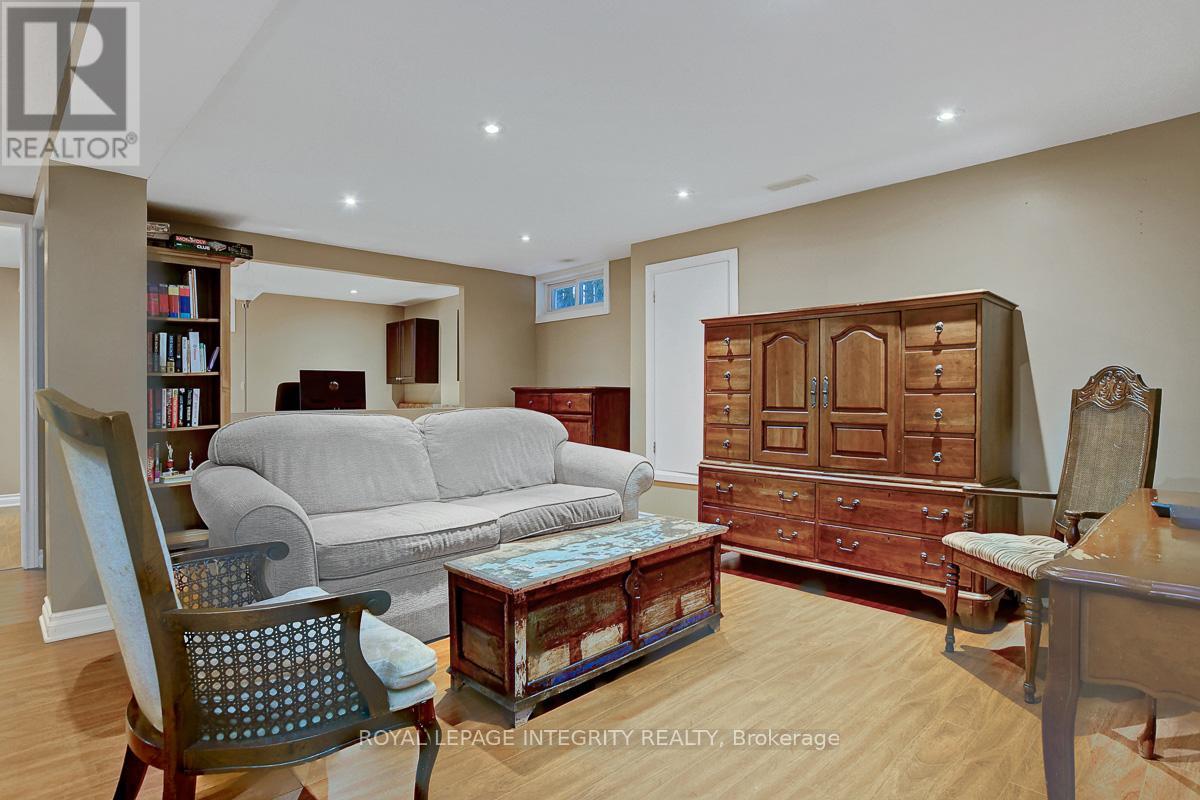 27 BIRCHVIEW ROAD - 34