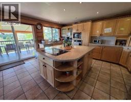 6760 Highway 3, Bridesville, BC V0H1B0 Photo 23