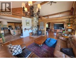 6760 Highway 3, Bridesville, BC V0H1B0 Photo 24