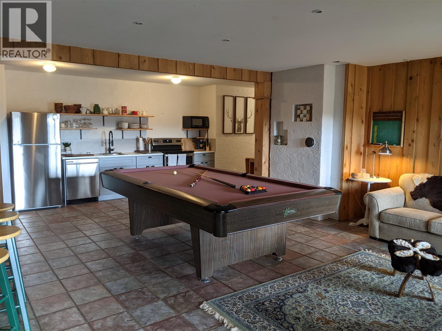 6760 Highway 3 - 35