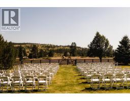 Foyer - 6760 Highway 3, Bridesville, BC V0H1B0 Photo 13