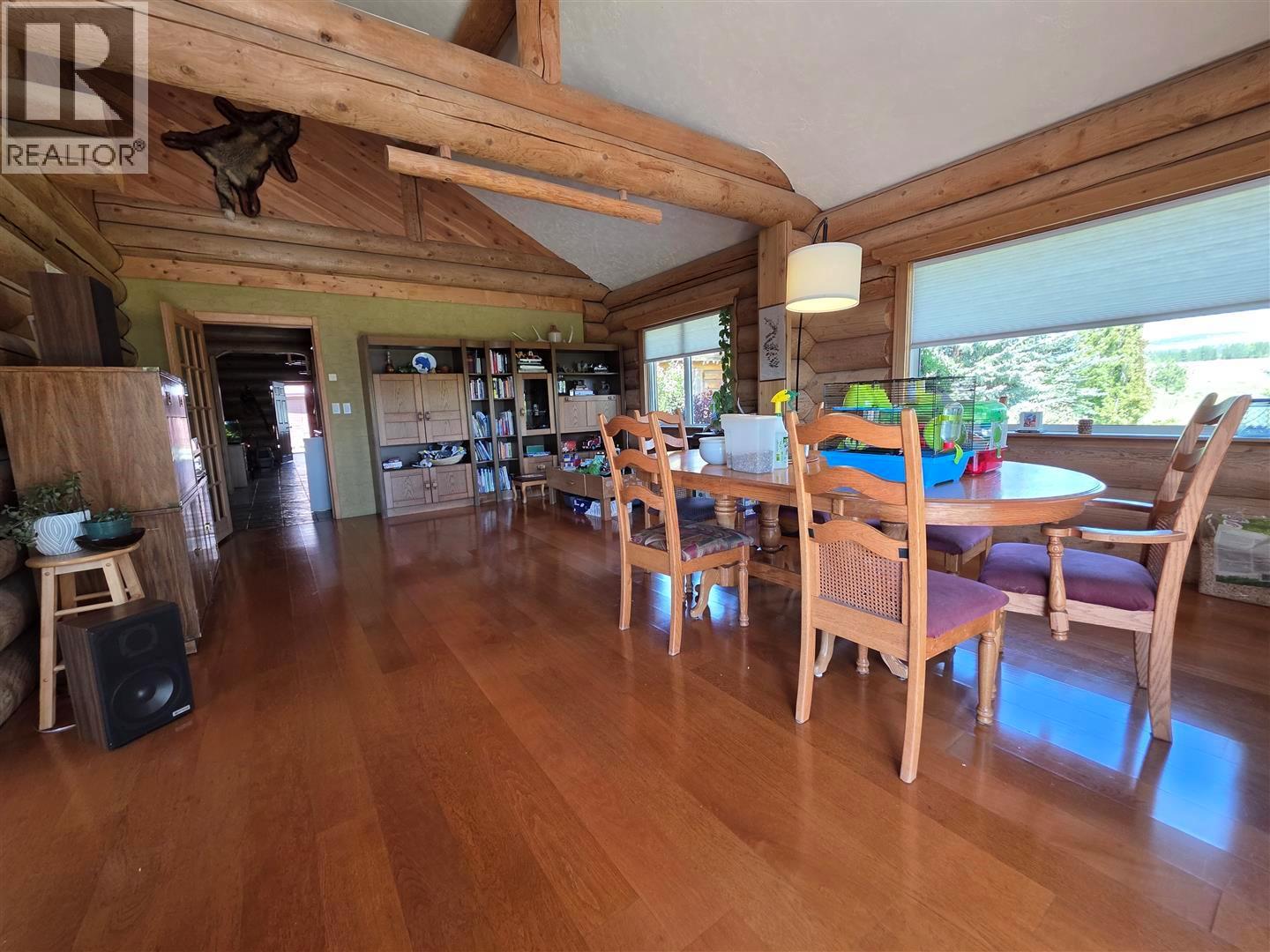 6760 Highway 3 - 10
