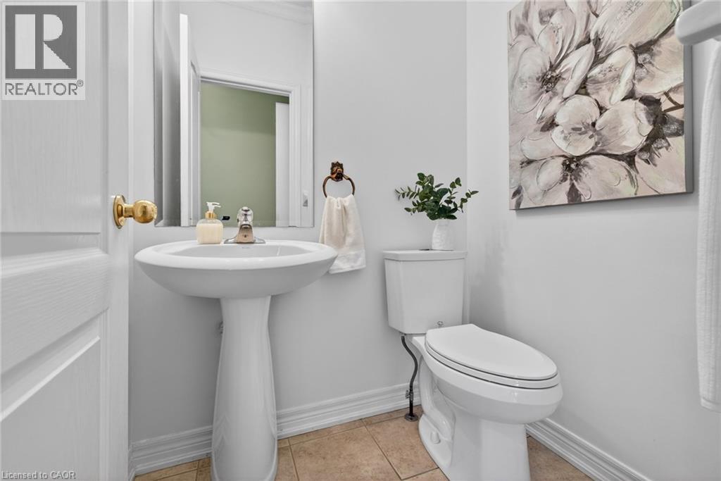 1022 LAIDLAW Drive - 22
