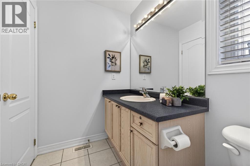 1022 LAIDLAW Drive - 33