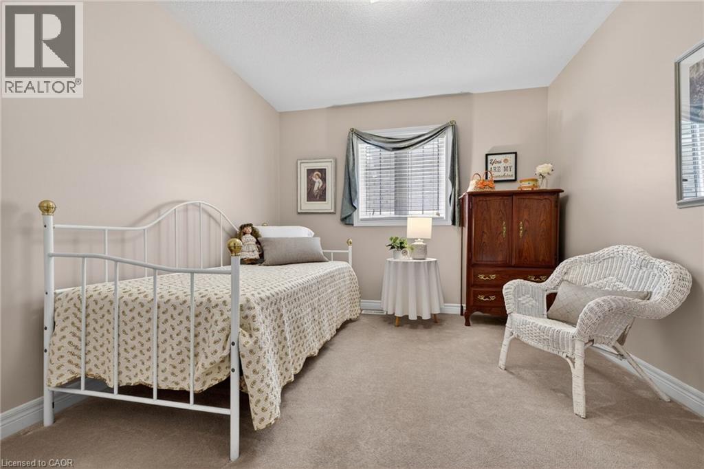 1022 LAIDLAW Drive - 35