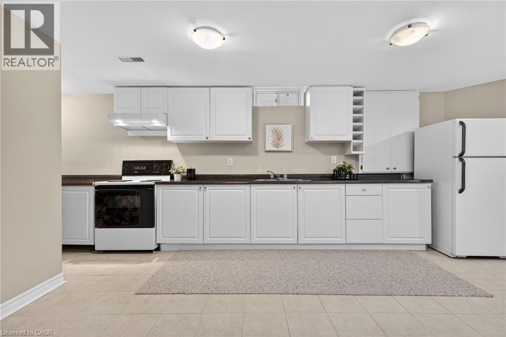 1022 LAIDLAW Drive - 42