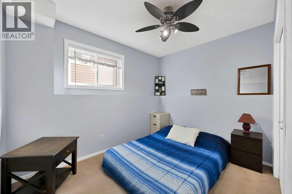 147 Harvest Oak Crescent NE - 16
