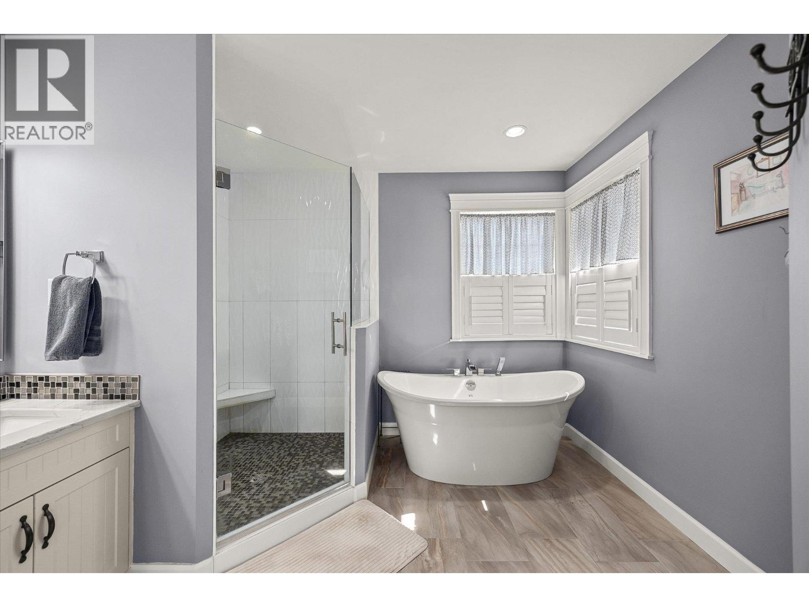  1018 Hume Avenue, Kelowna