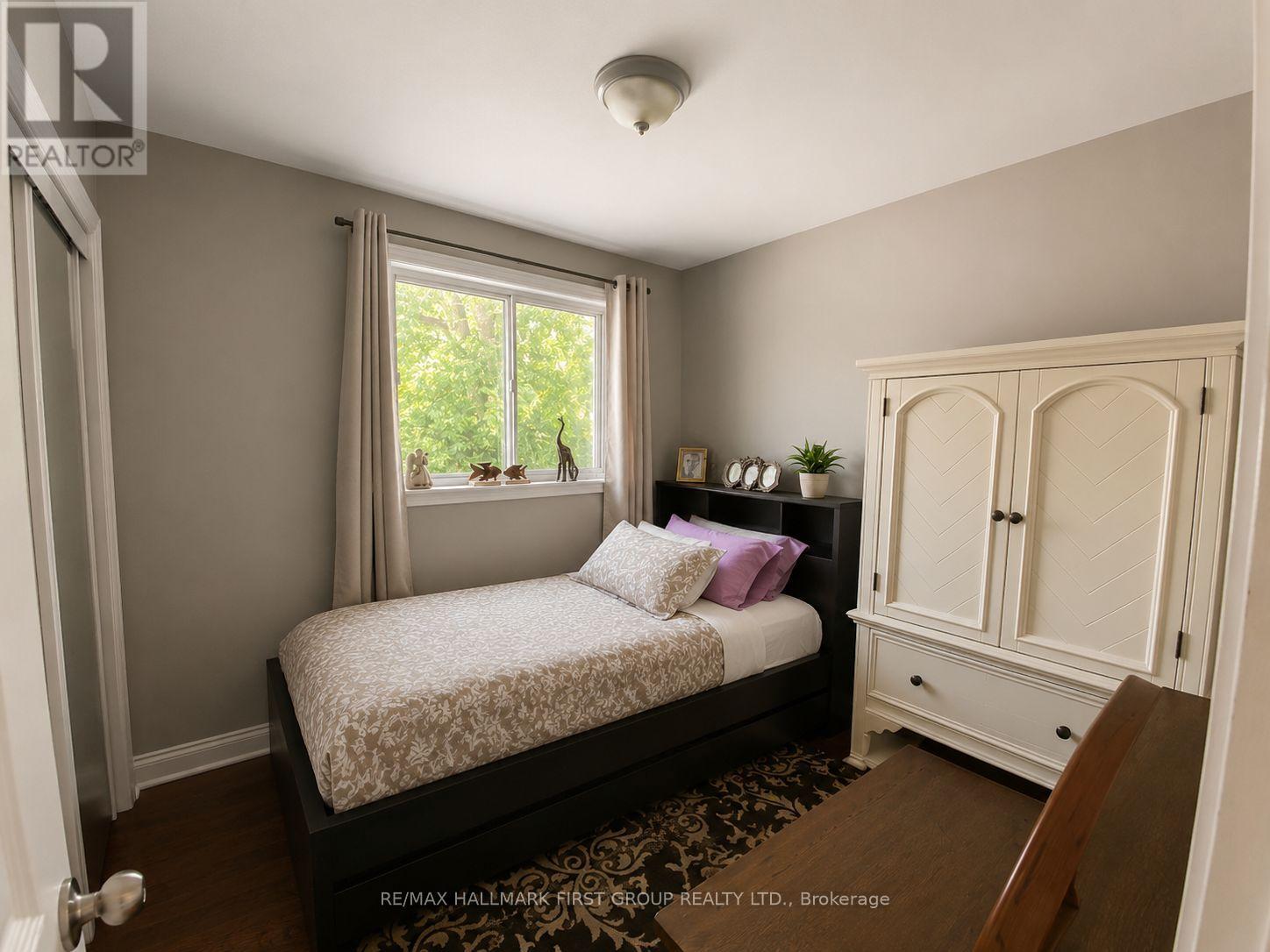 117 BELL DRIVE - 11