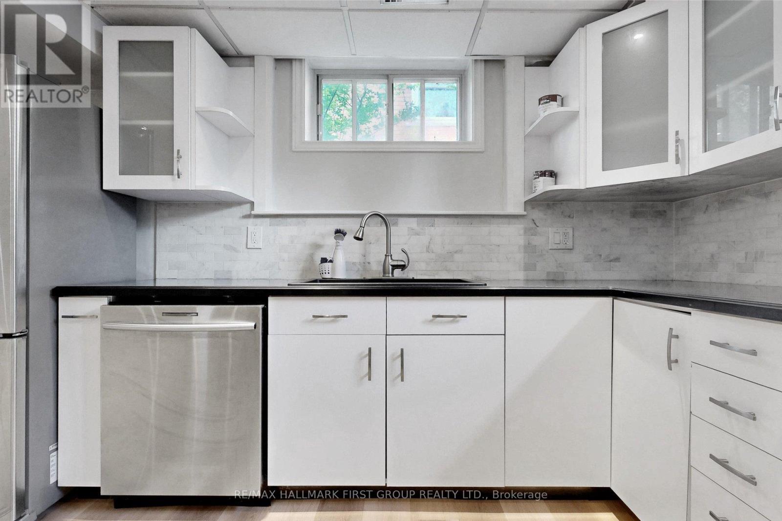 117 BELL DRIVE - 25