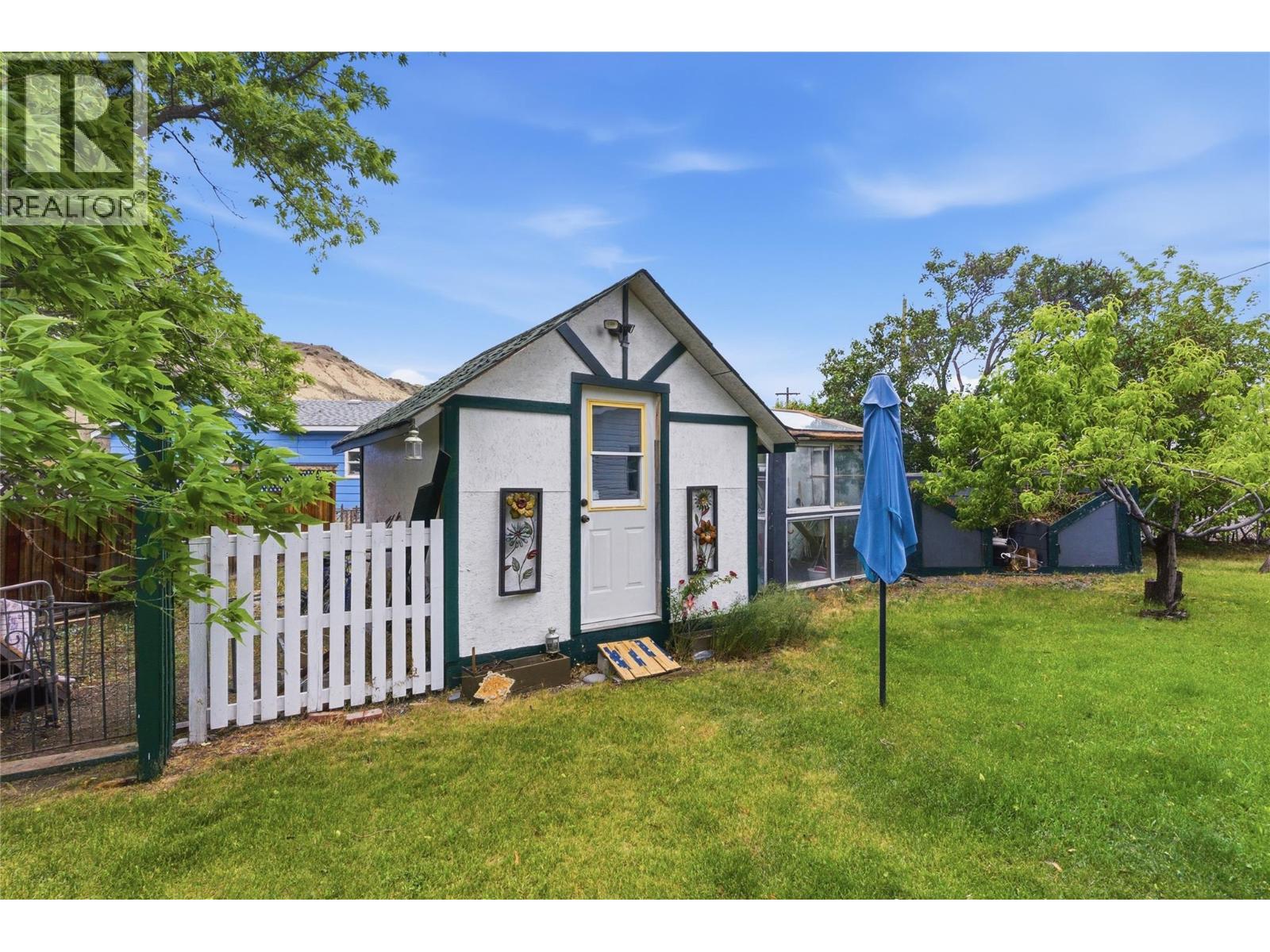 352 5TH Street - 25