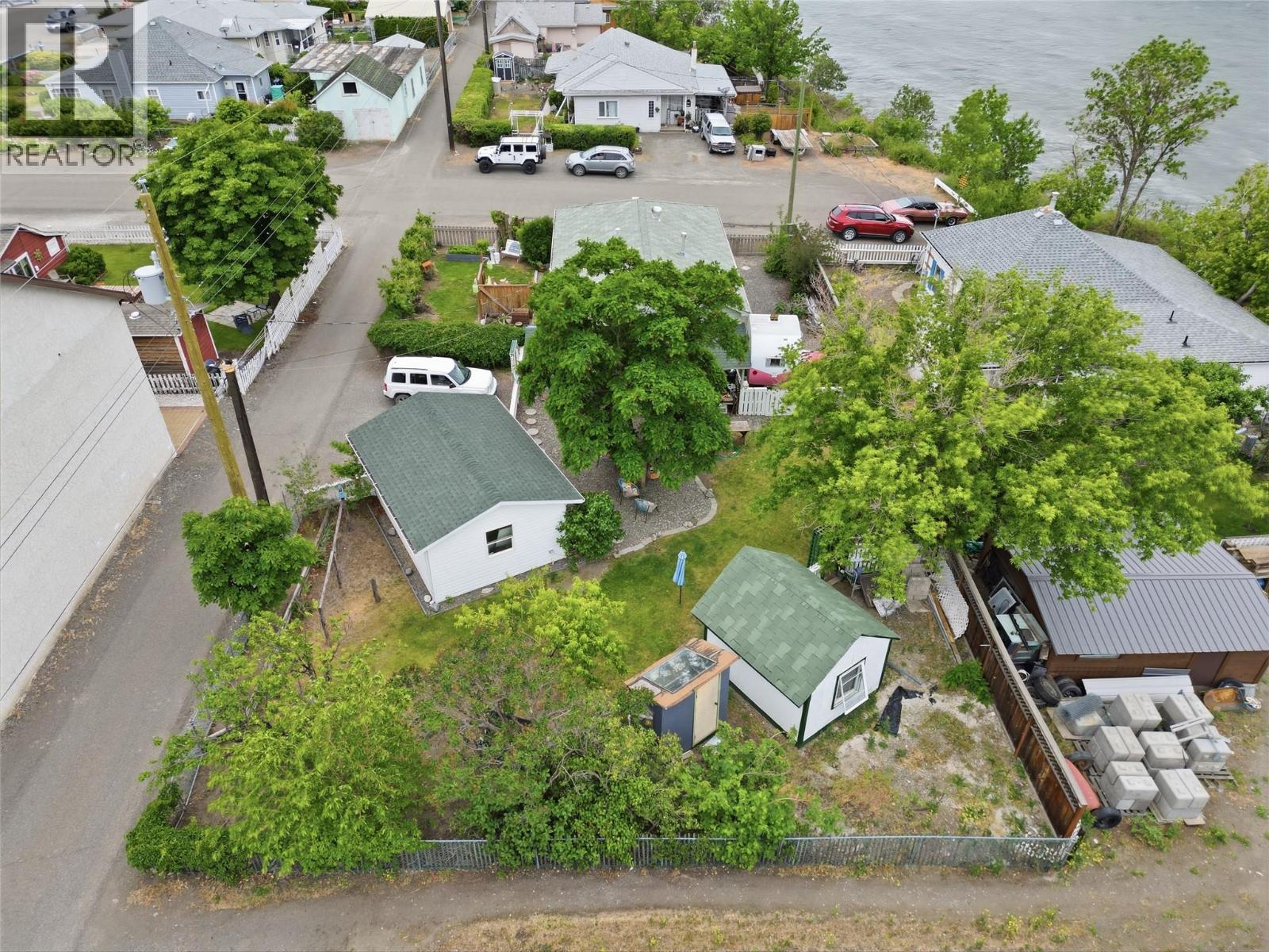 352 5TH Street - 29