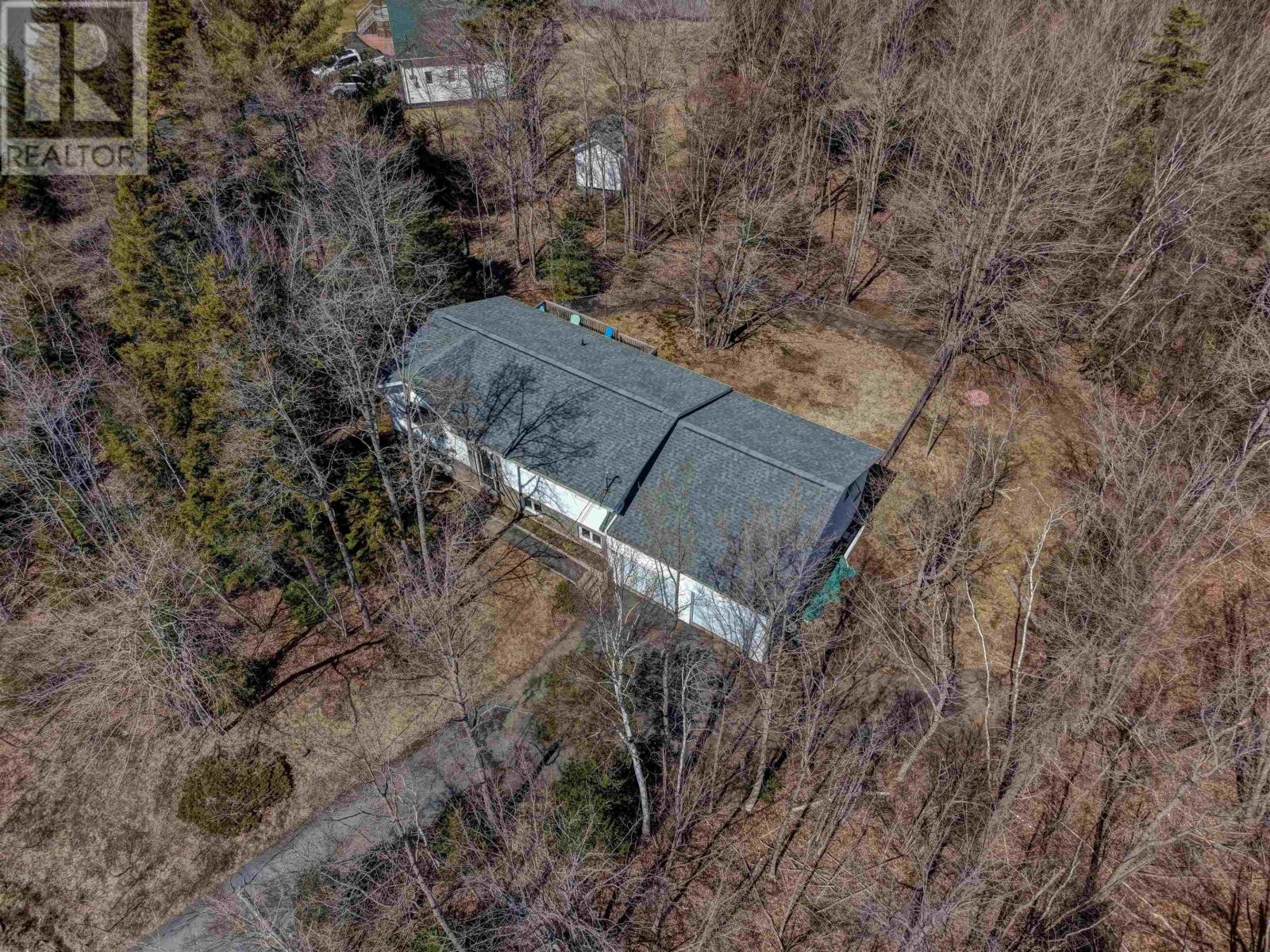 100 Tamarack Drive - 2