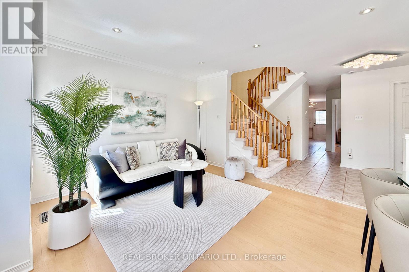30 LITTLE ANGEL ROAD - Image 2