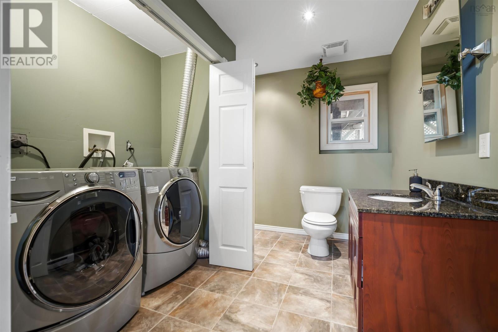 100 Tamarack Drive - 28