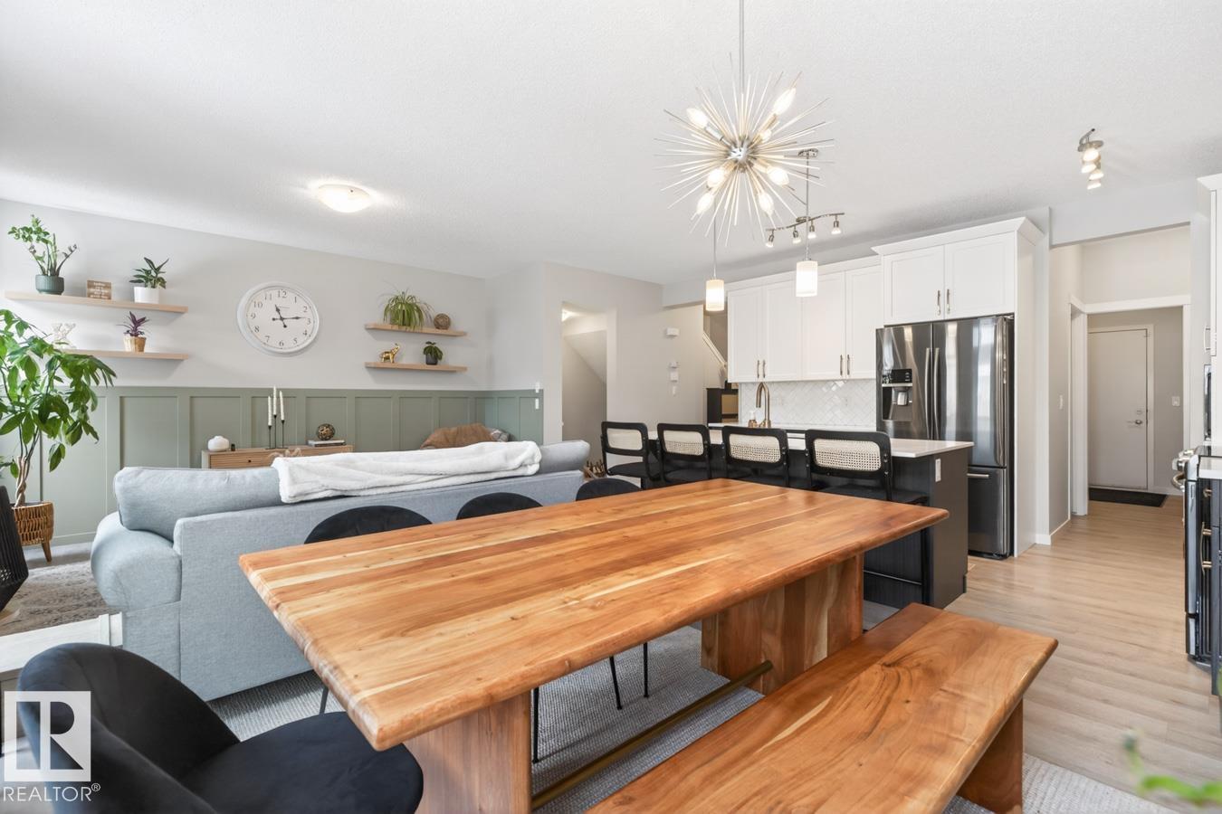 17032 64 ST NW - 17