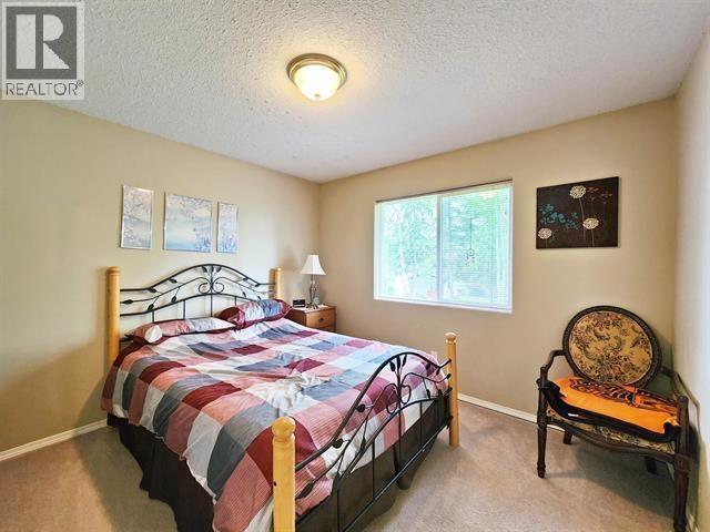 190 REDDEN ROAD - 11