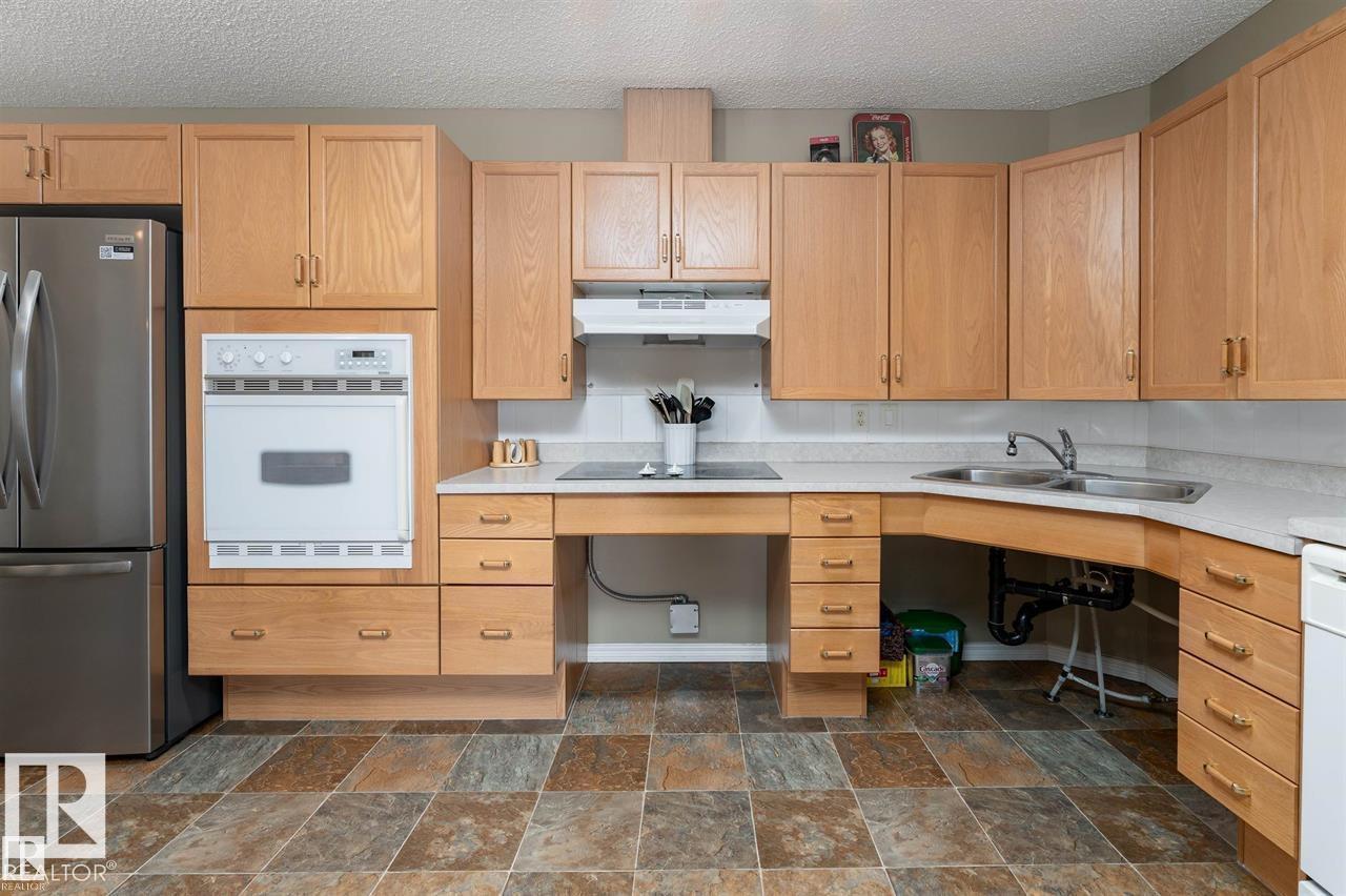 #221 16303 95 ST NW - Image 2