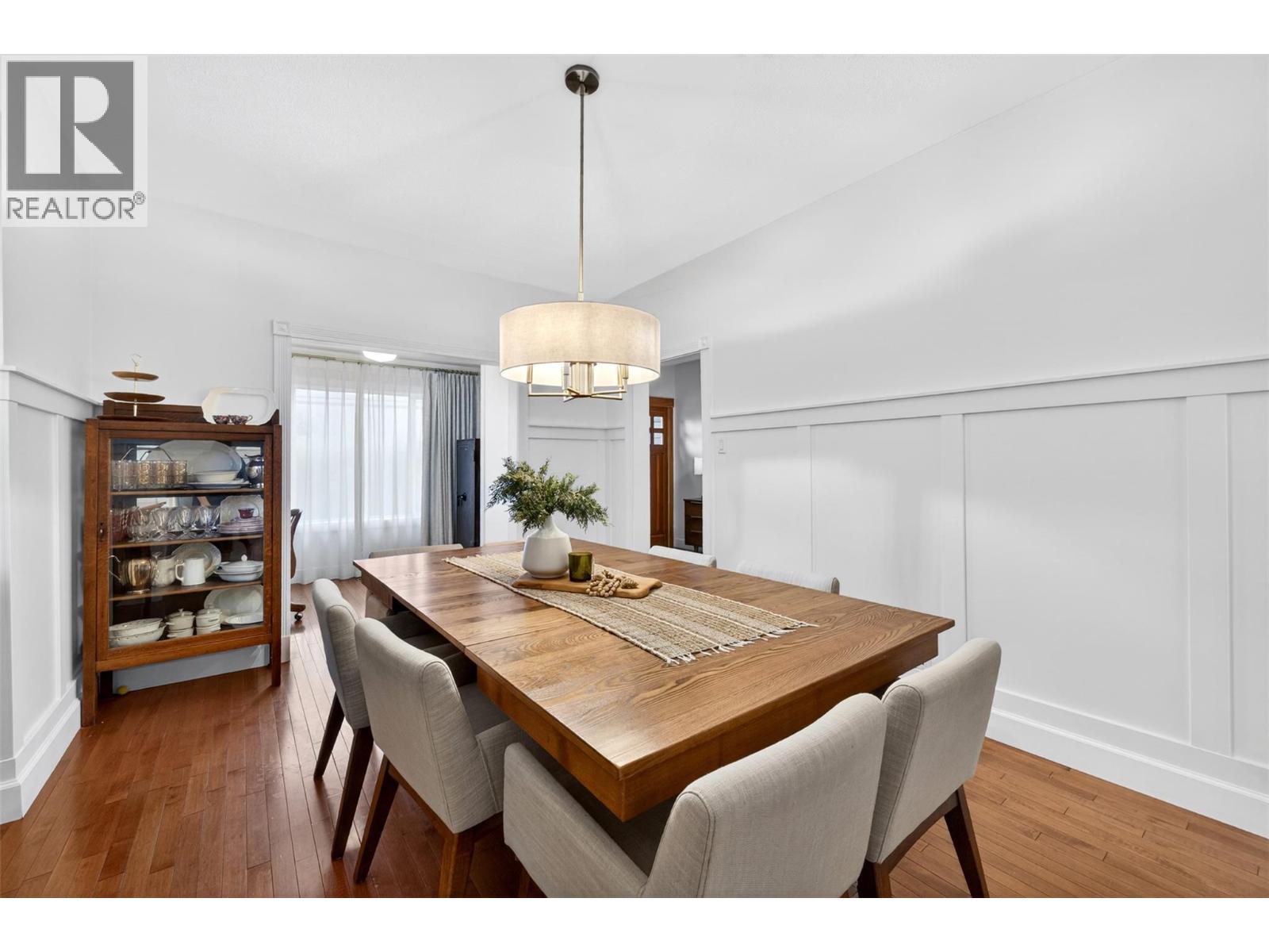 230 Shuswap Street SE - 14