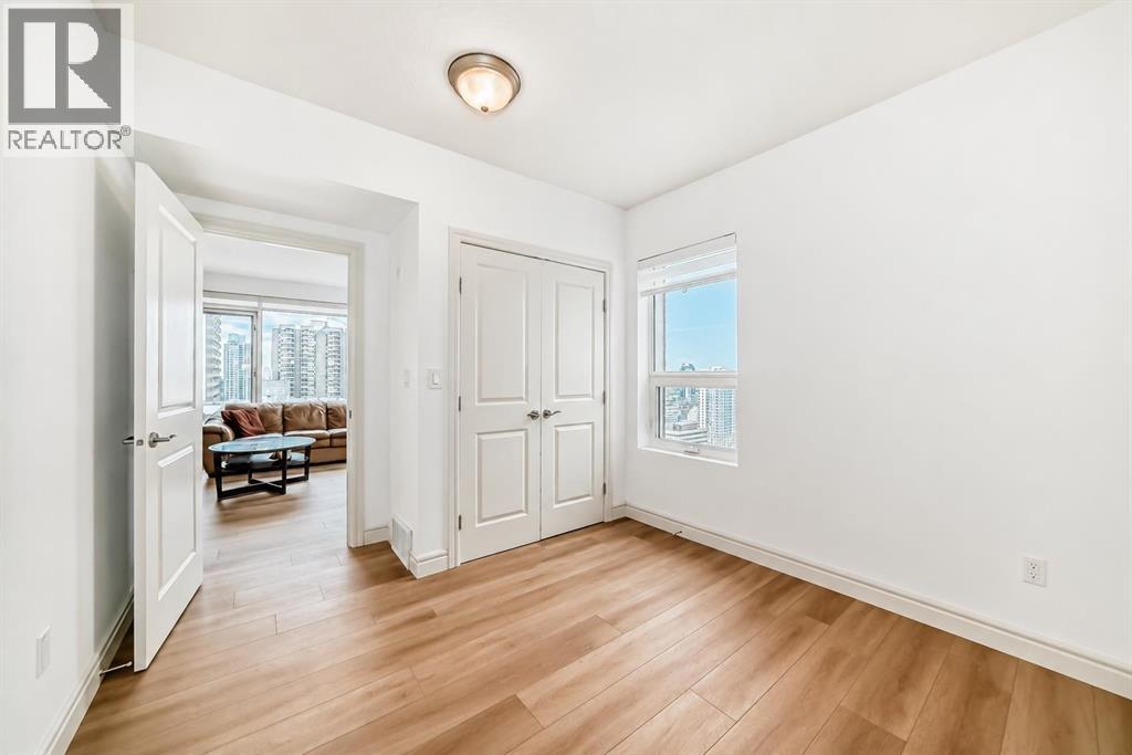 #2408 910 5 Avenue SW - 22