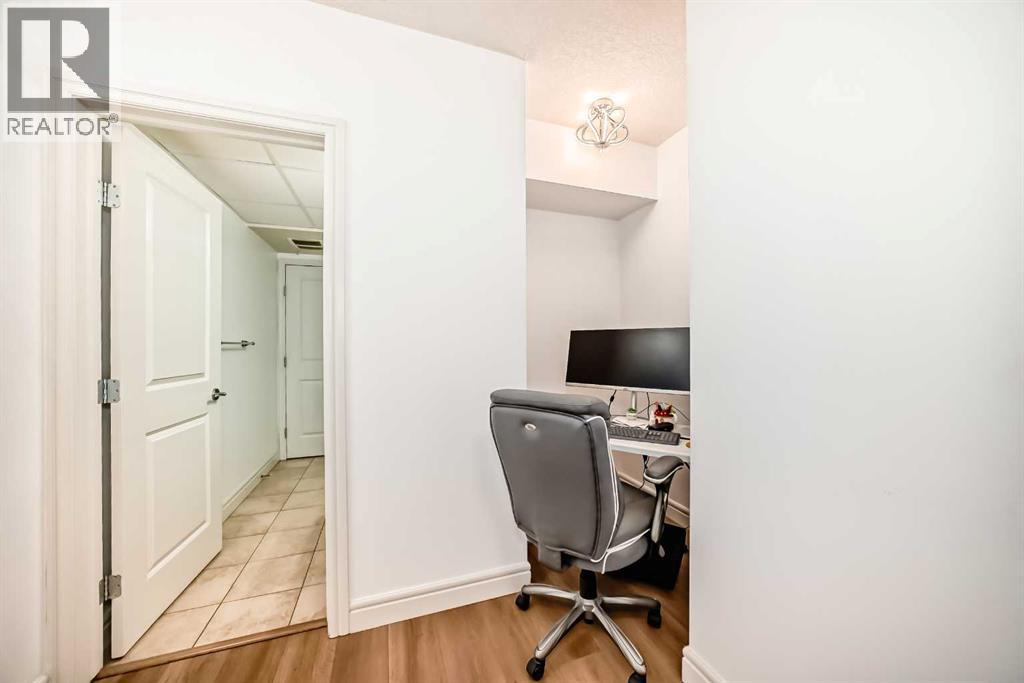 #2408 910 5 Avenue SW - 24
