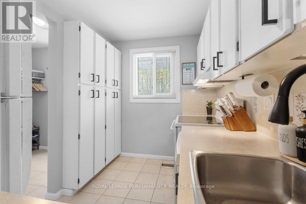 6362 BILBERRY DRIVE - 23