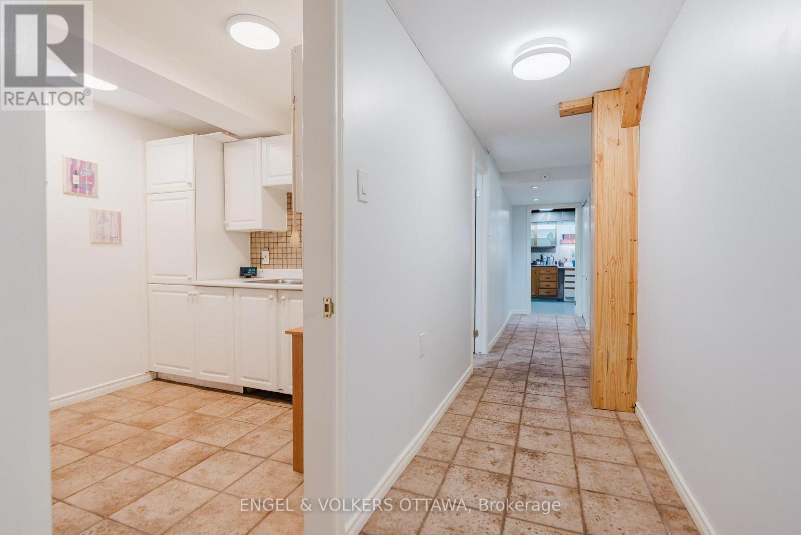 30 HUNTINGS END AVENUE - 34