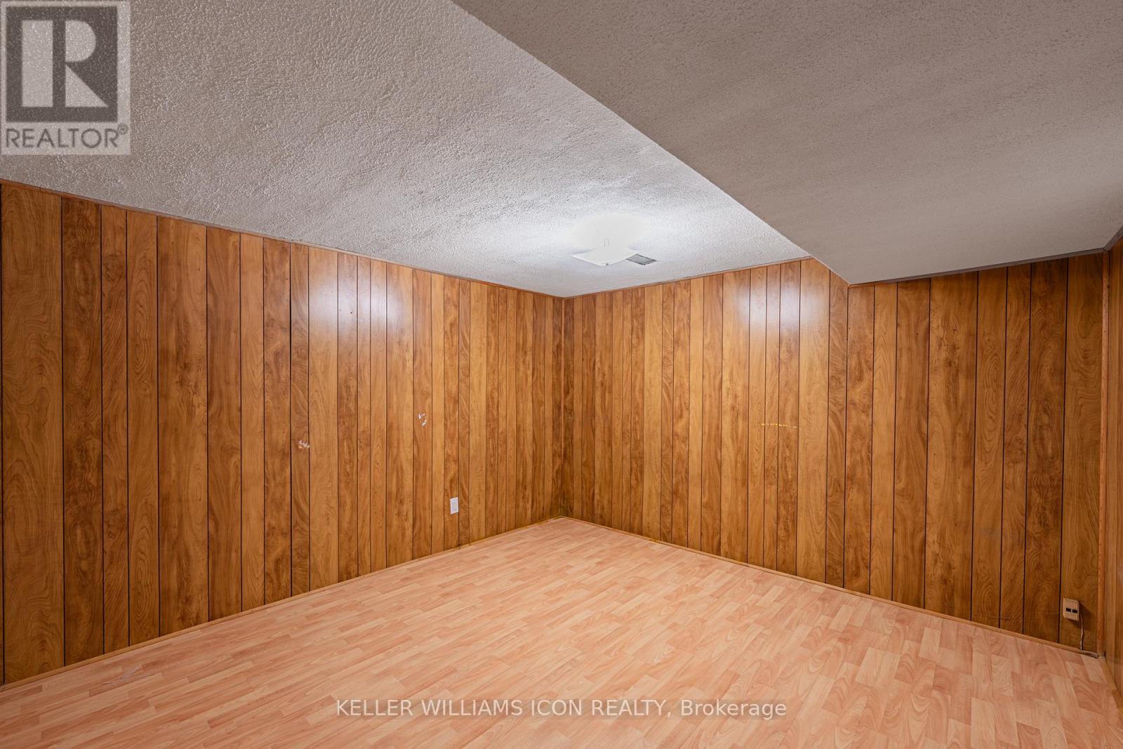 968 MEADOWLANDS DRIVE - 22
