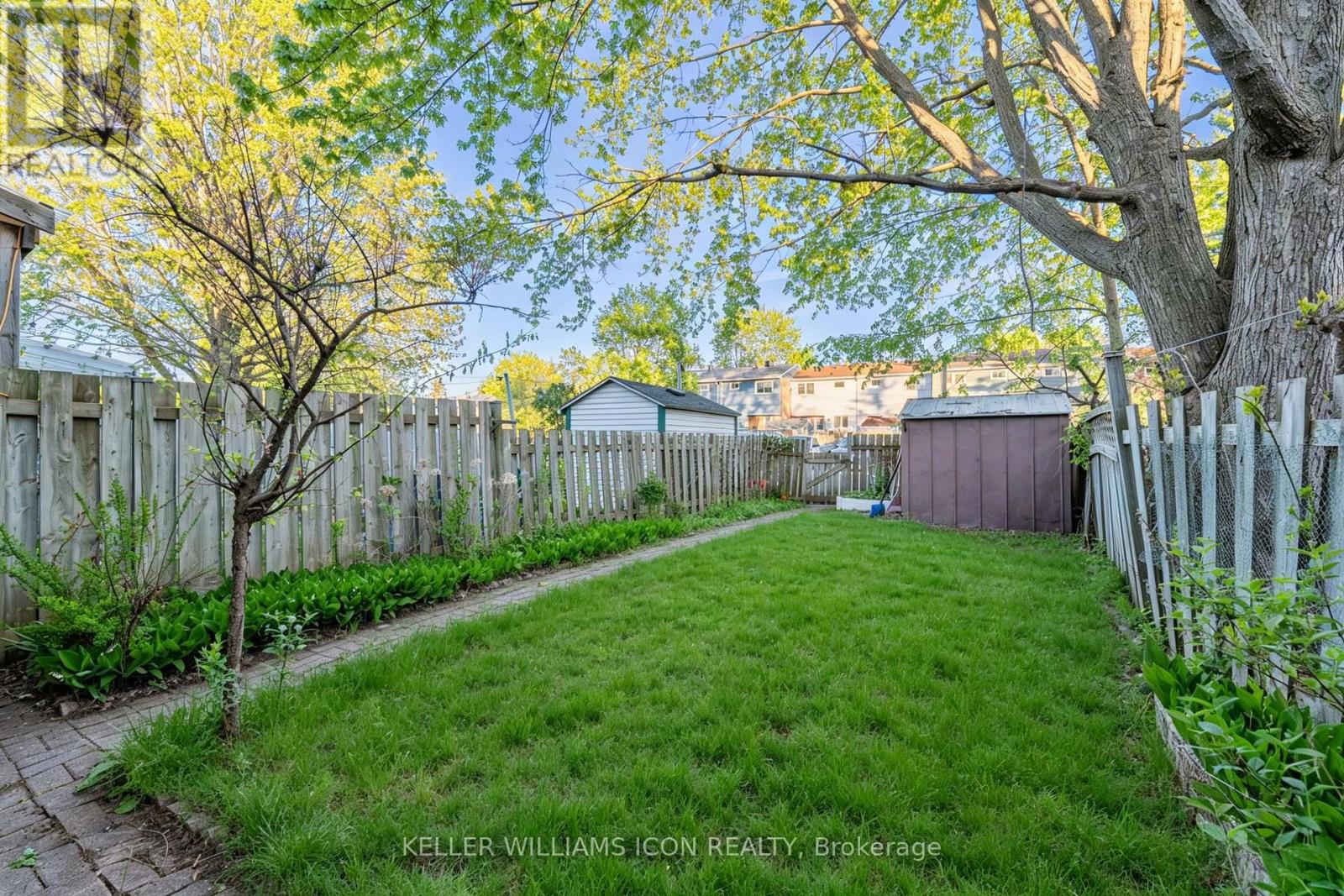 968 MEADOWLANDS DRIVE - 24