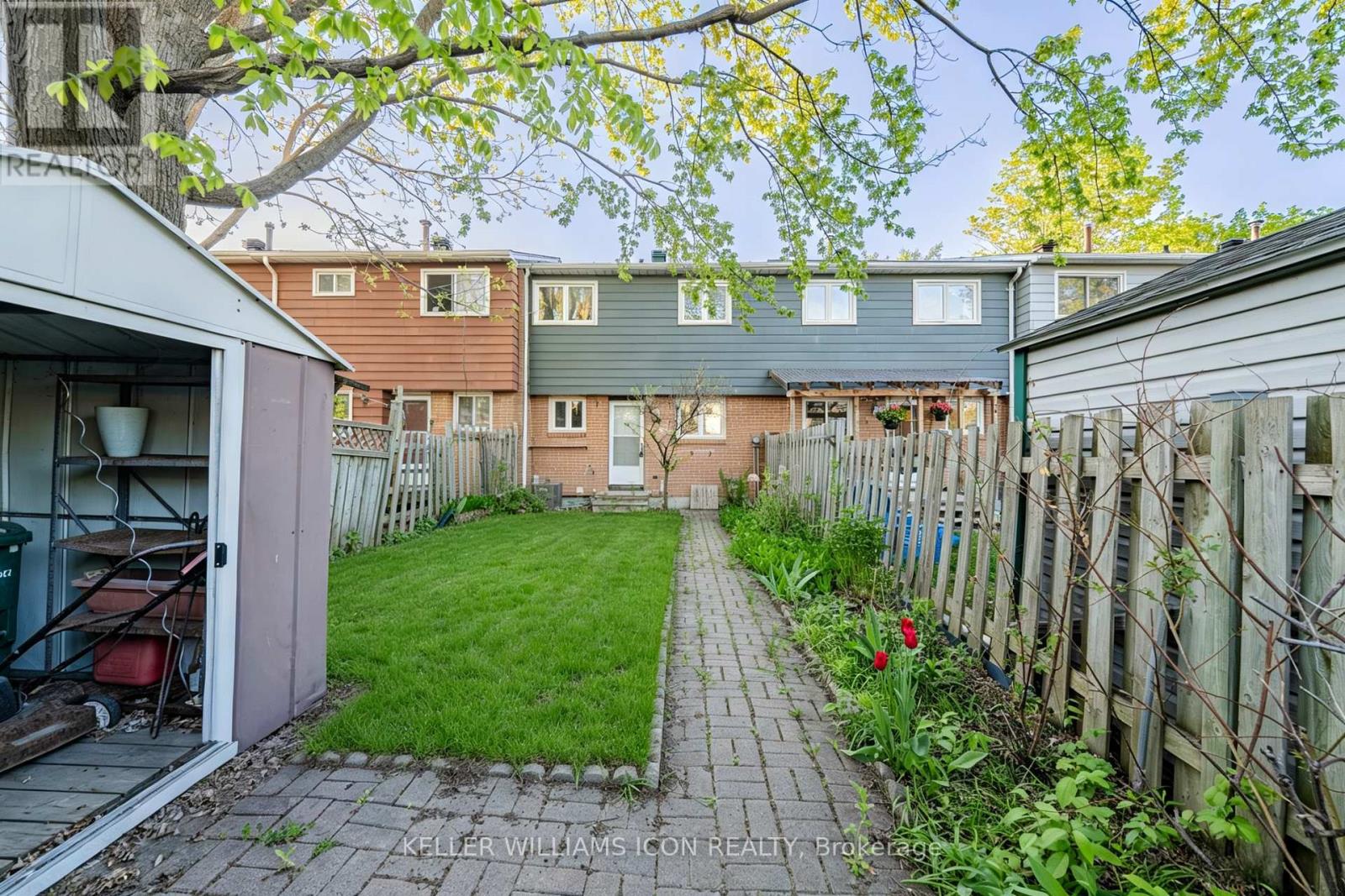 968 MEADOWLANDS DRIVE - 25