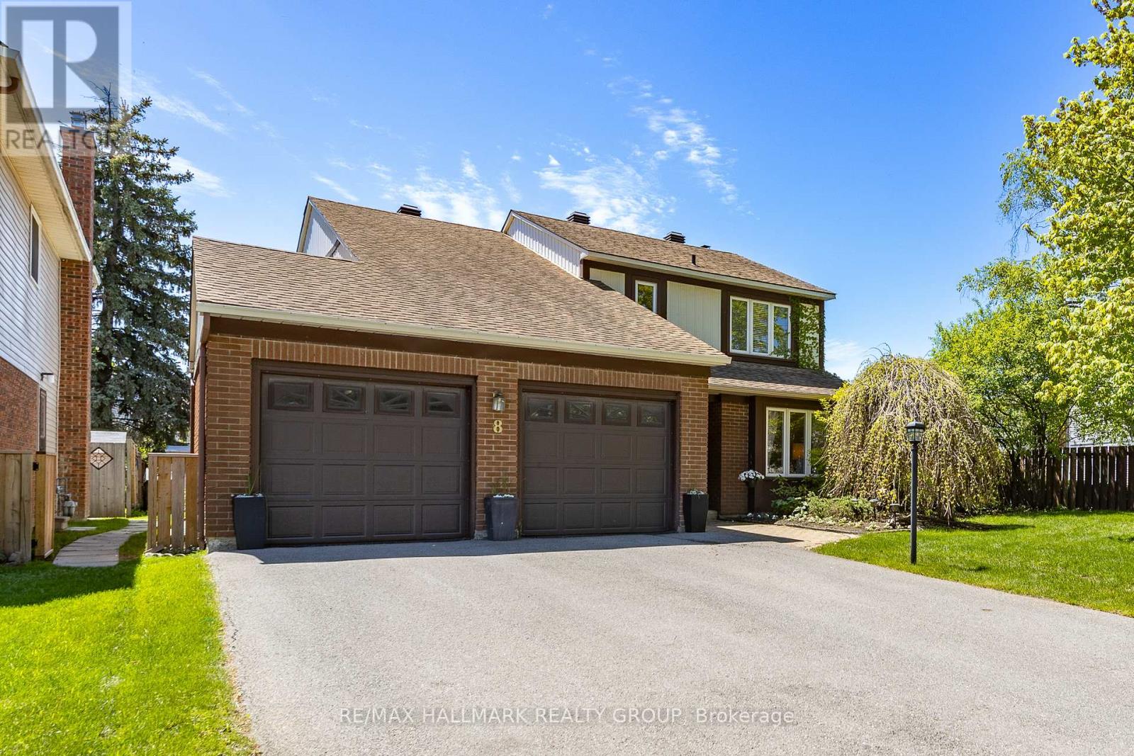 Welcome to 8 Trotting Way in Bridlewood