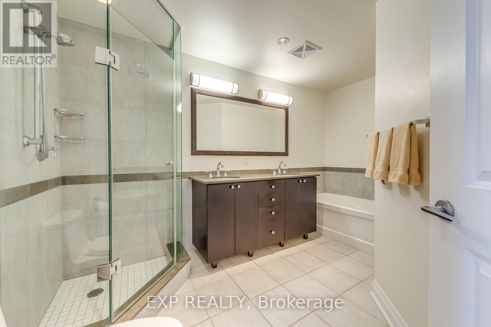 #905 1055 SOUTHDOWN ROAD - 10