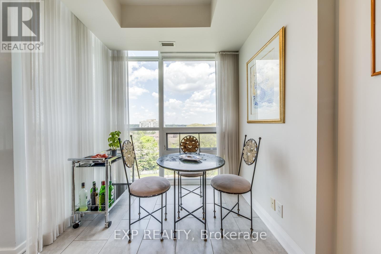 #905 1055 SOUTHDOWN ROAD - 14