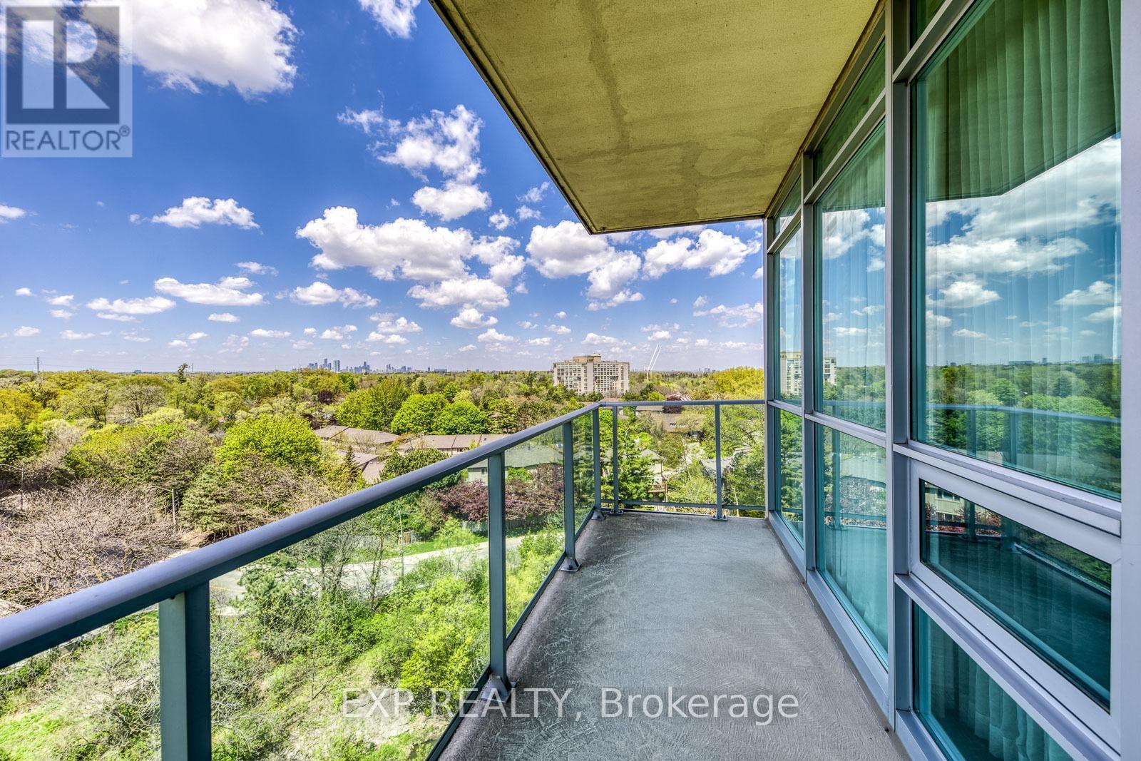 #905 1055 SOUTHDOWN ROAD - 15