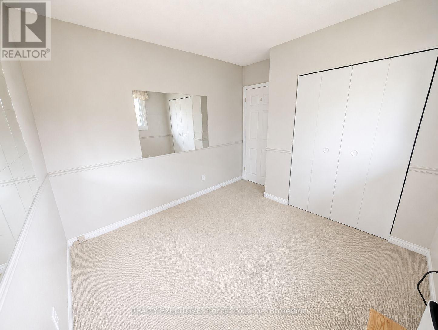 672 NORMAN AVENUE - 20