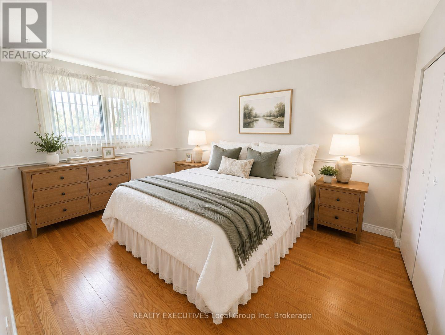 672 NORMAN AVENUE - 6