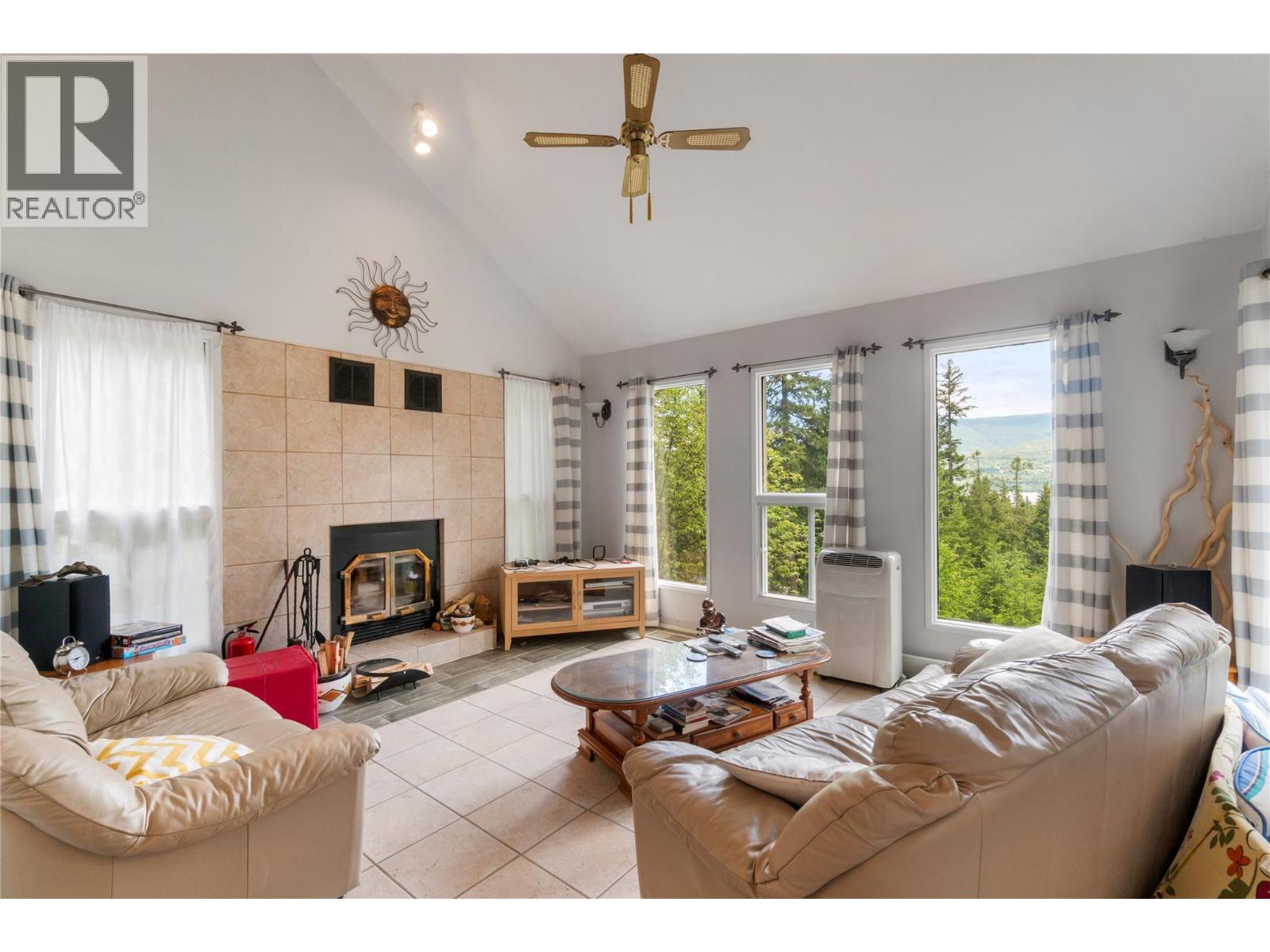 7256 Estate Drive - 10