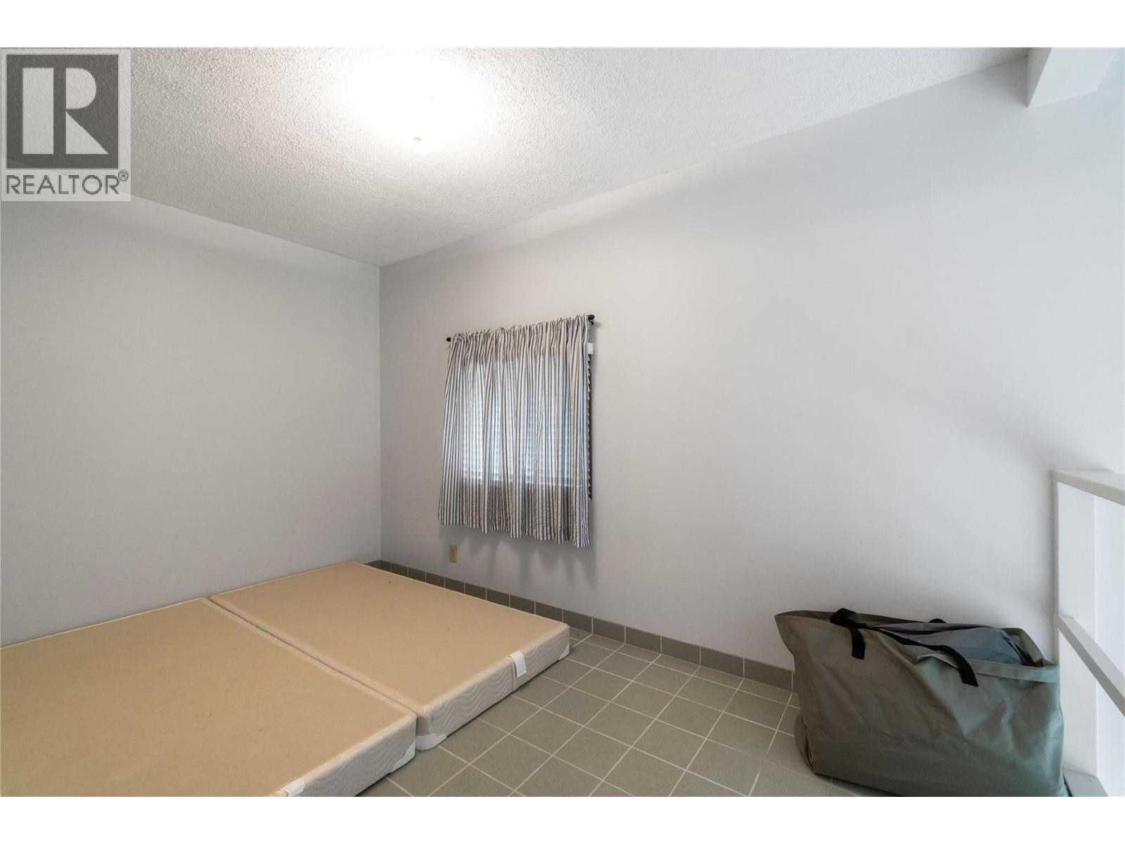 7256 Estate Drive - 17