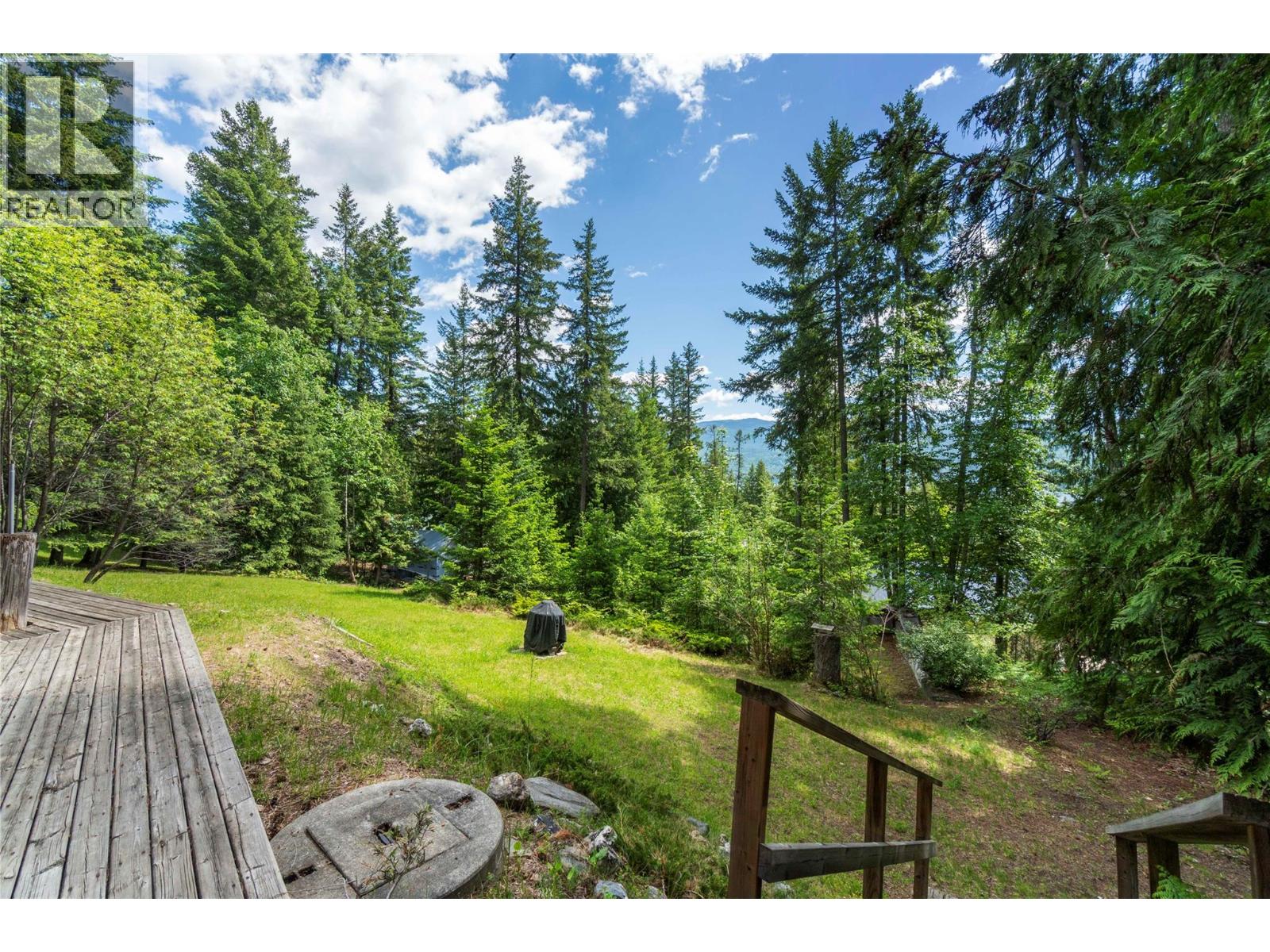 7256 Estate Drive - 33