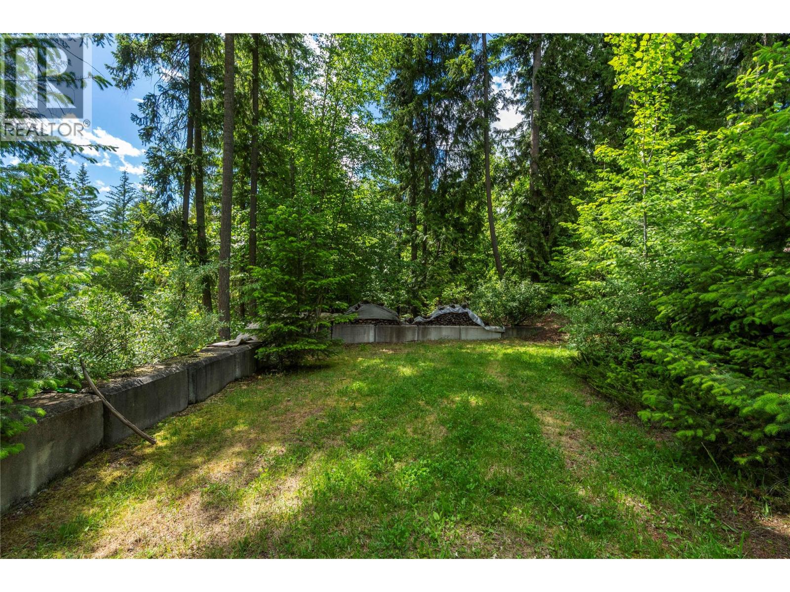 7256 Estate Drive - 37