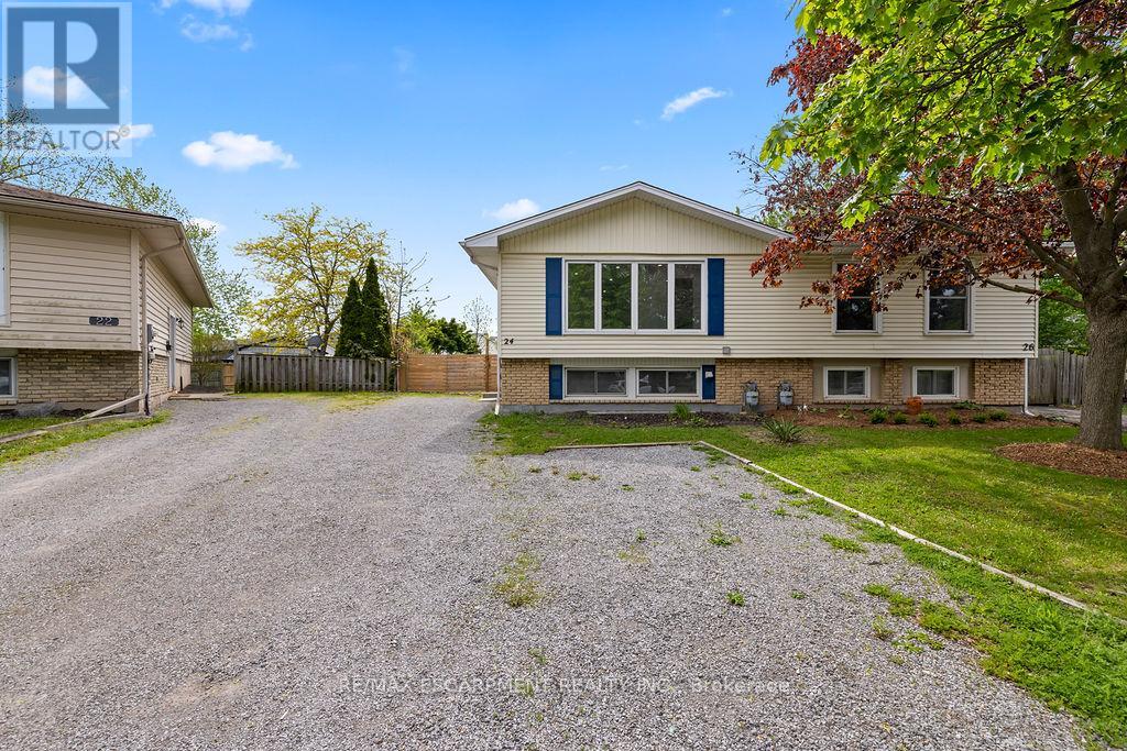 24 TARA CRESCENT - Image 2